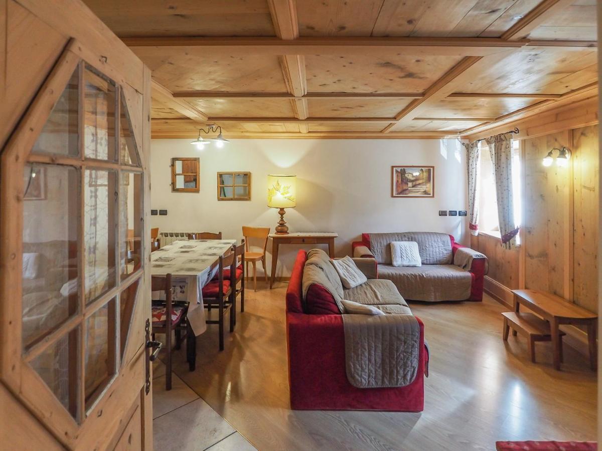 Apartamento Casa Cristina Campitello di Fassa Exterior foto